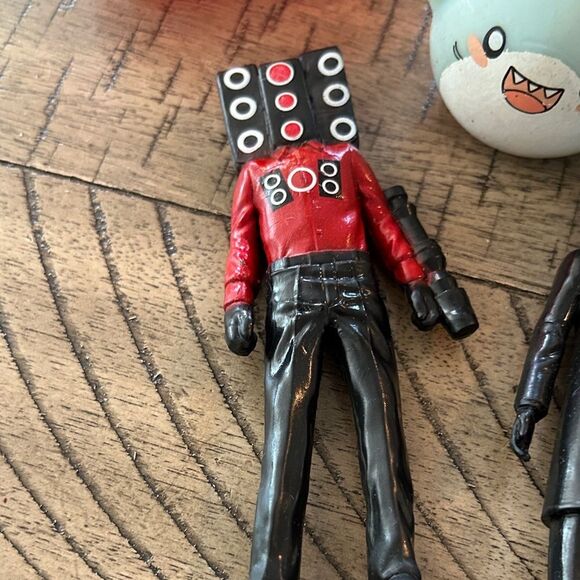 YouTube Figures Skibiti, LankyBox, Siren🚨Heads &Gabby’s Playhouse - Picture 8 of 17